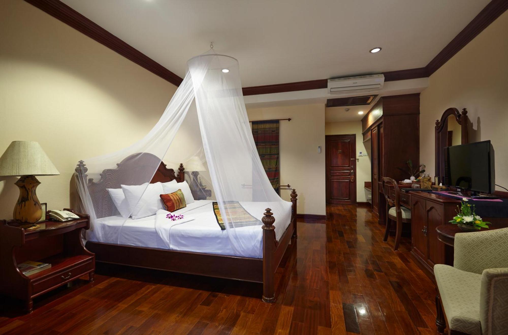 לואנג פרבאנג Santi Resort & Spa מראה חיצוני תמונה